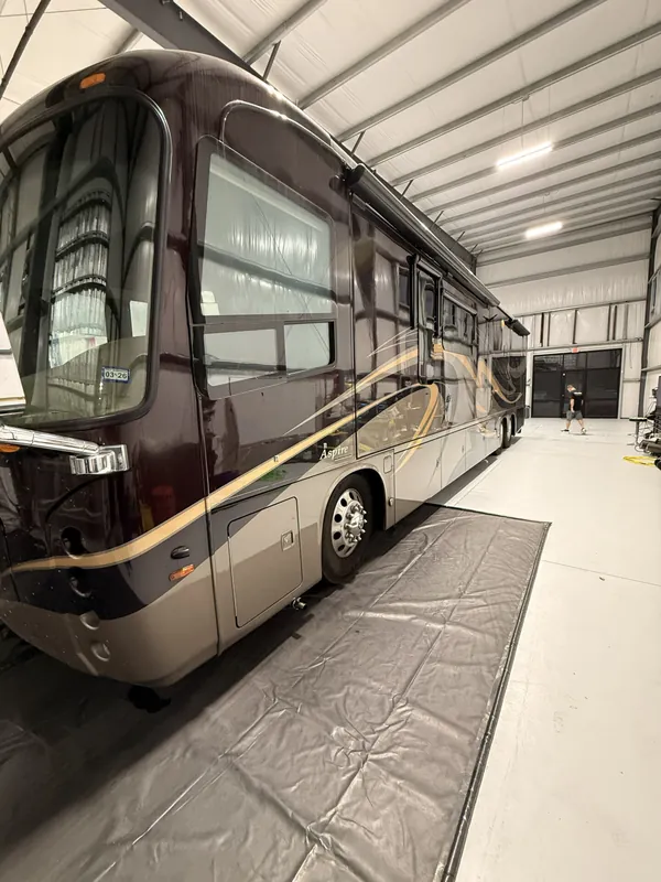 Motorhome in the bay